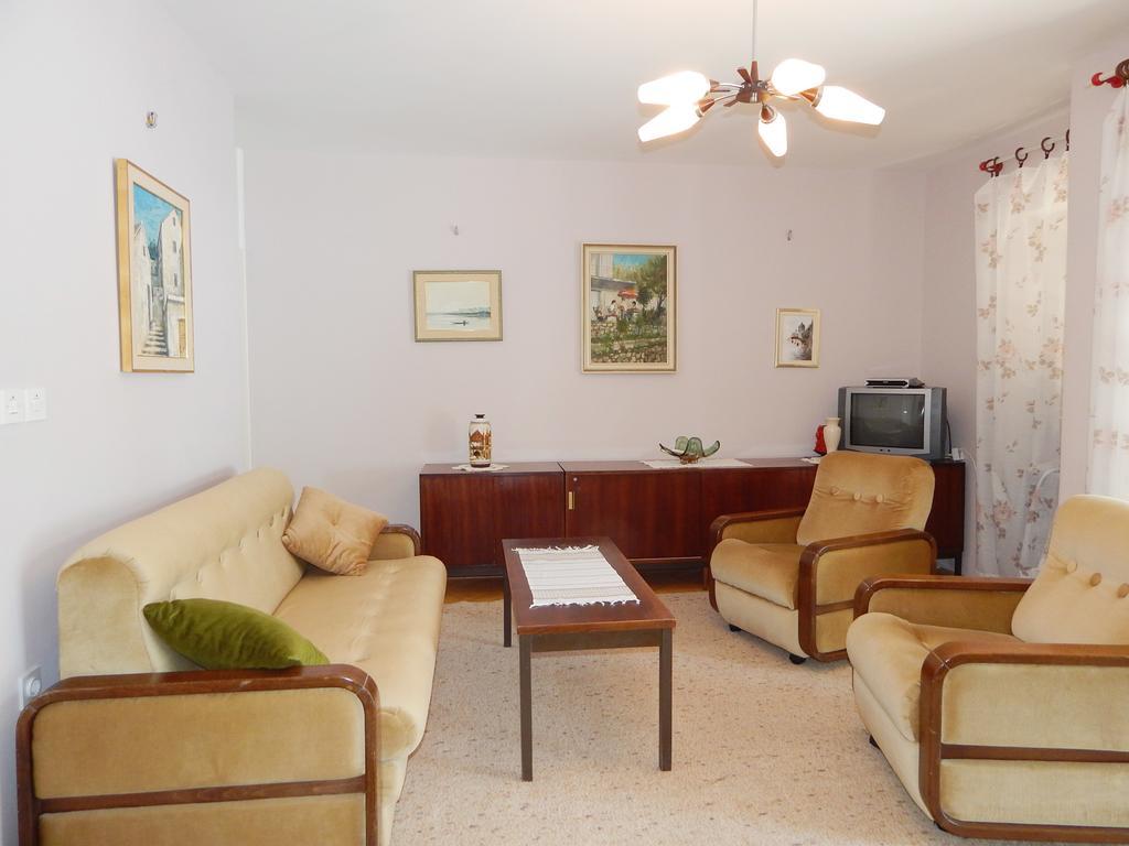 Villa Maristika Omis Ruang foto